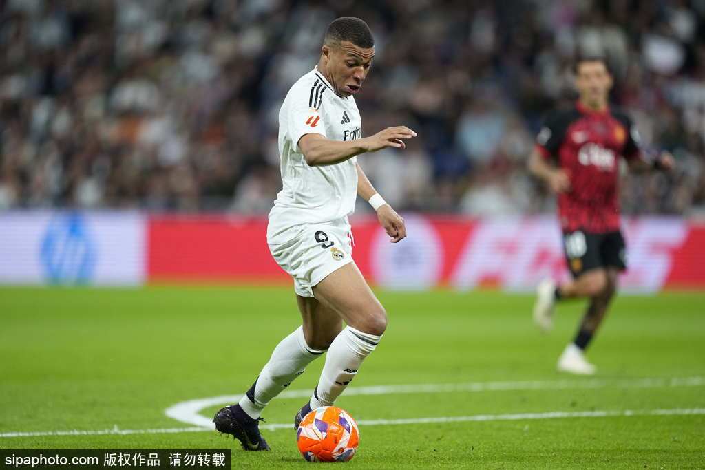 姆巴佩刚来就挤走人？曝罗德里戈一只脚已踏出皇马，阿森纳曼联抢破头！